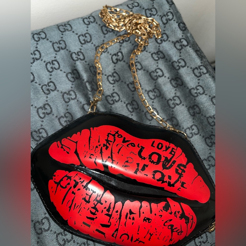 Red and black lip bag
